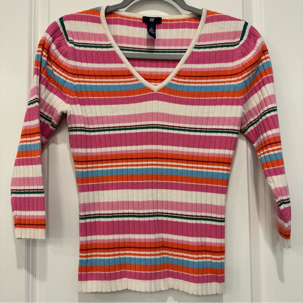 Vintage Striped Three Quarter Sleeve Ribbed V-Neck Gap Top (M)
